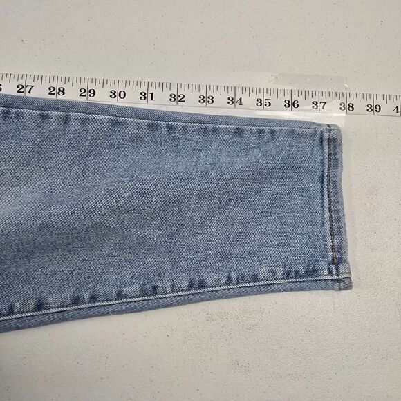 Levi's SilverTab Mom‎ Jean Light Wash High Rise Relaxed Fit 28 4444 - Picture 7 of 13